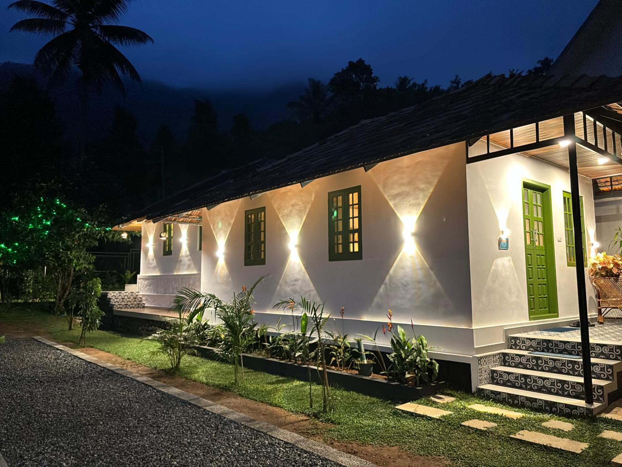 Calm Shack - 2 Bedroom-Boutique Farm Stay Munnar Εξωτερικό φωτογραφία